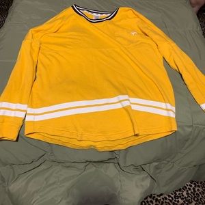 VS Pink long sleeve shirt